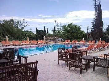 Pietra 3*